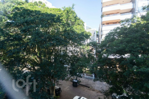 Image 21 - 996636
