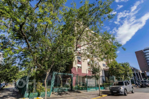 Image 32 - 996675