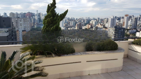 Image 38 - 996680