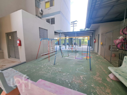 Image 31 - 996683
