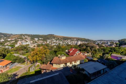 Image 21 - 996722
