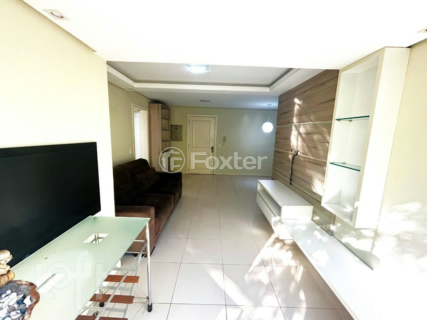 Image 7 - 996738