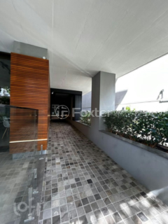 Image 21 - 996761