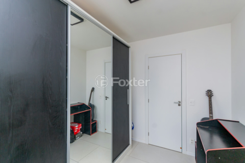 Image 21 - 996851
