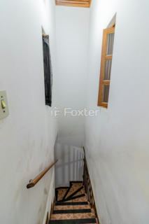 Image 8 - 996915