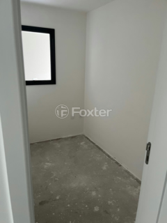 Image 33 - 996917