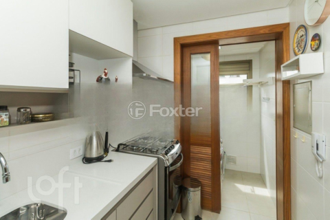 Image 3 - 996953