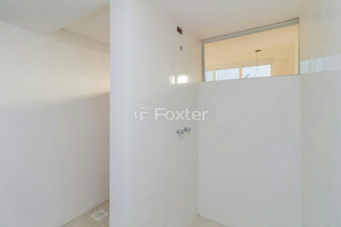 Image 11 - 997077