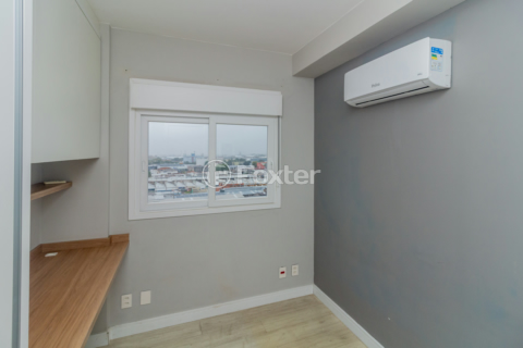Image 8 - 997400