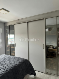 Image 7 - 997400