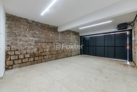 Image 35 - 997714