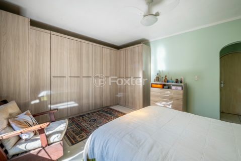 Image 7 - 997832