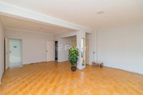 Image 38 - 998046