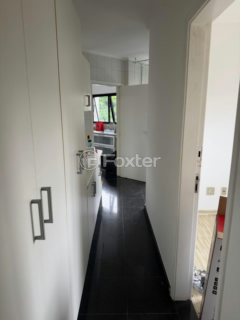 Image 26 - 998192