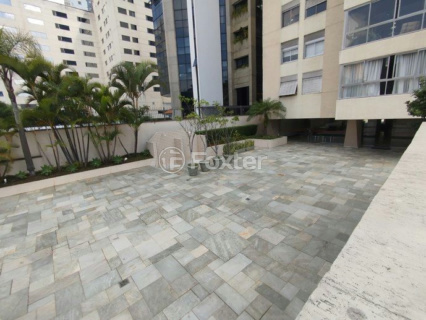 Image 42 - 998207