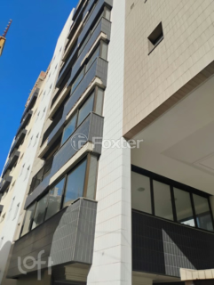 Image 33 - 998371
