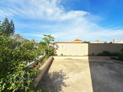 Image 37 - 998398