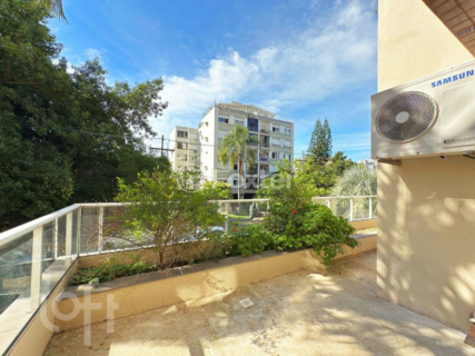 Image 35 - 998398