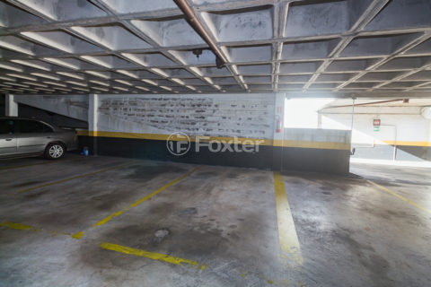 Image 30 - 998480