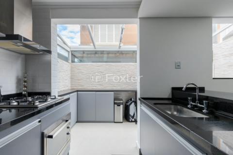 Image 3 - 998488