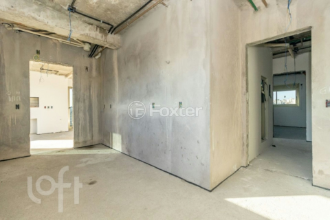 Image 32 - 998568