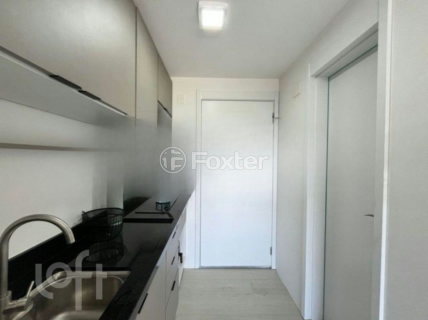Image 7 - 998617