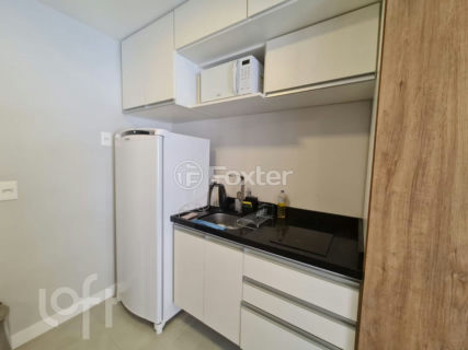 Image 3 - 998656