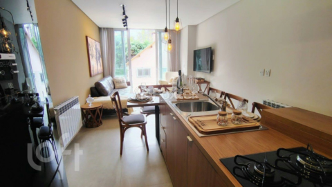 Image 3 - 998715