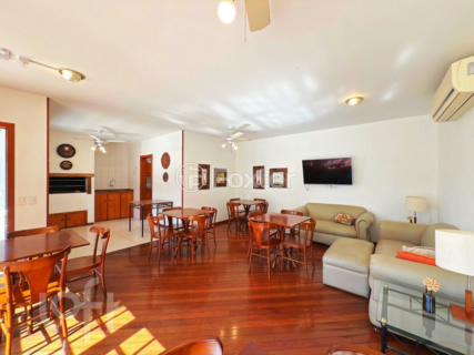 Image 31 - 998722