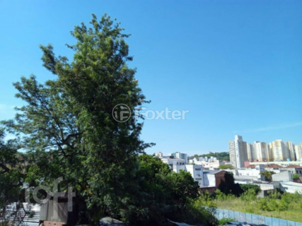 Image 8 - 998828