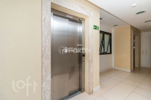 Image 3 - 998842
