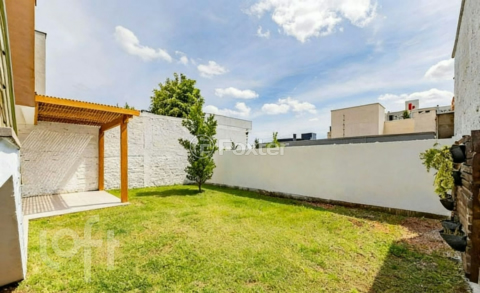 Image 3 - 998852