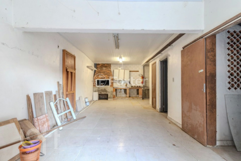 Image 4 - 998857