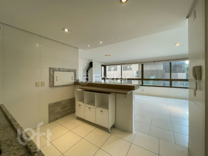 Image 7 - 998877