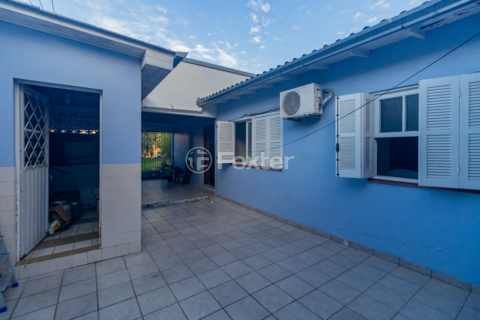 Image 35 - 998923