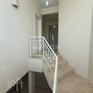 Image 37 - 999014