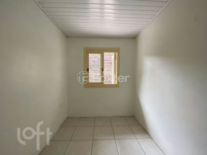 Image 38 - 999017