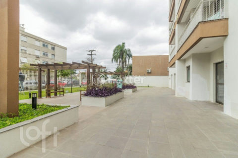 Image 32 - 999042