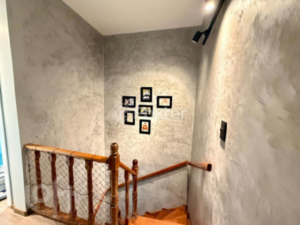 Image 32 - 999180
