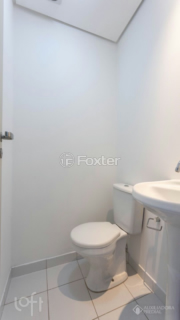 Image 17 - 999195