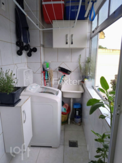 Image 8 - 999257