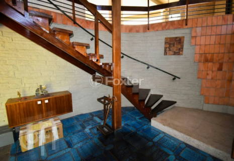 Image 7 - 999270