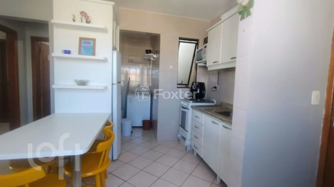 Image 7 - 999298