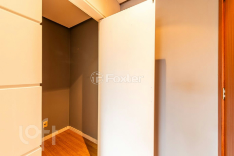 Image 7 - 999311