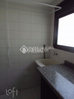 Image 7 - 999311