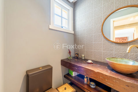 Image 37 - 999319