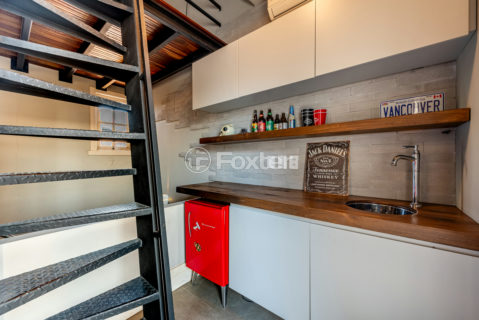 Image 27 - 999319