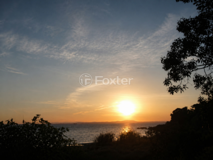 Image 1 - 999325