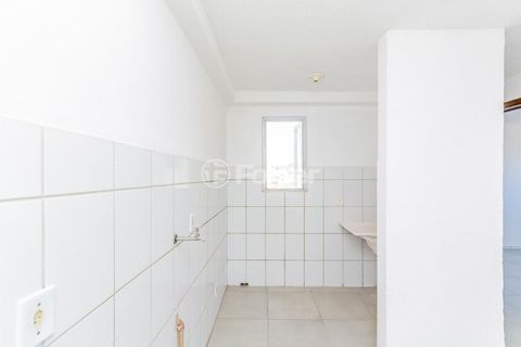 Image 19 - 999352