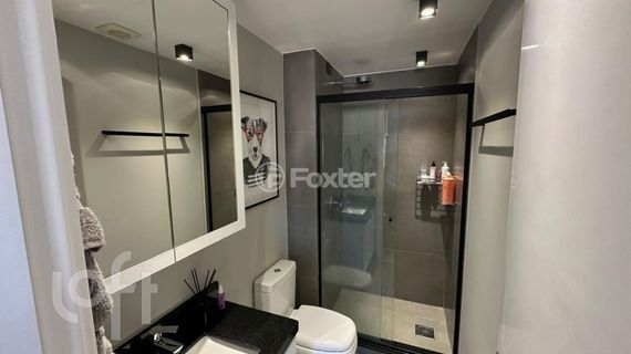 Image 7 - 999355